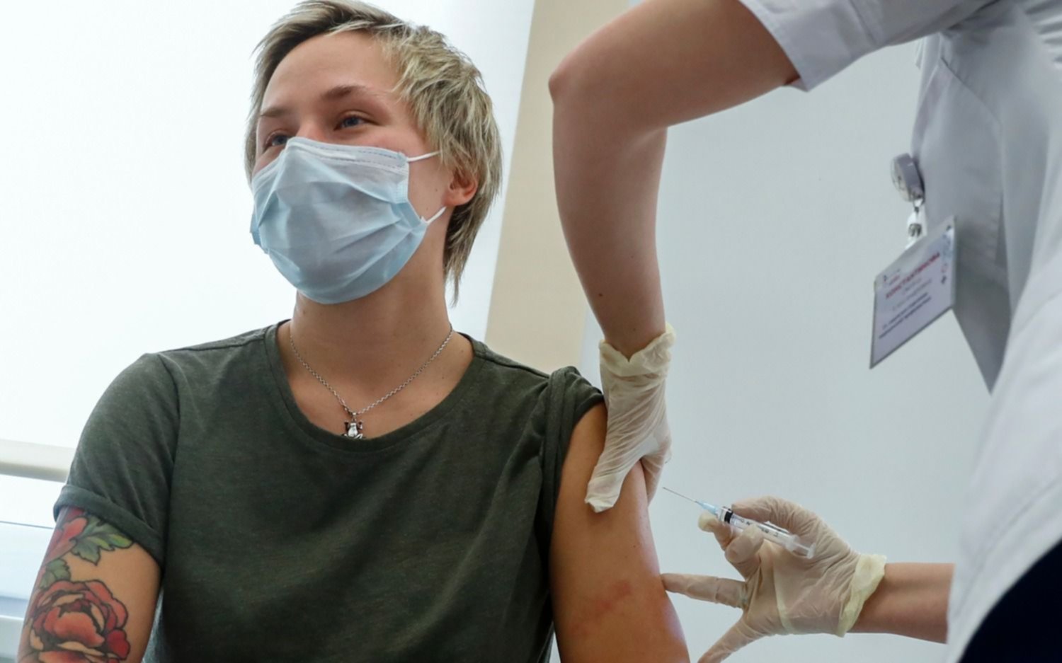 Rusia abrió 70 centros de vacunación y ya aplica la Sputnik V