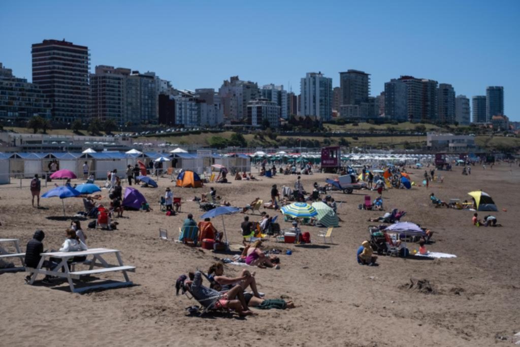 Finde XXL: las playas de la Costa ya viven el regreso del turismo