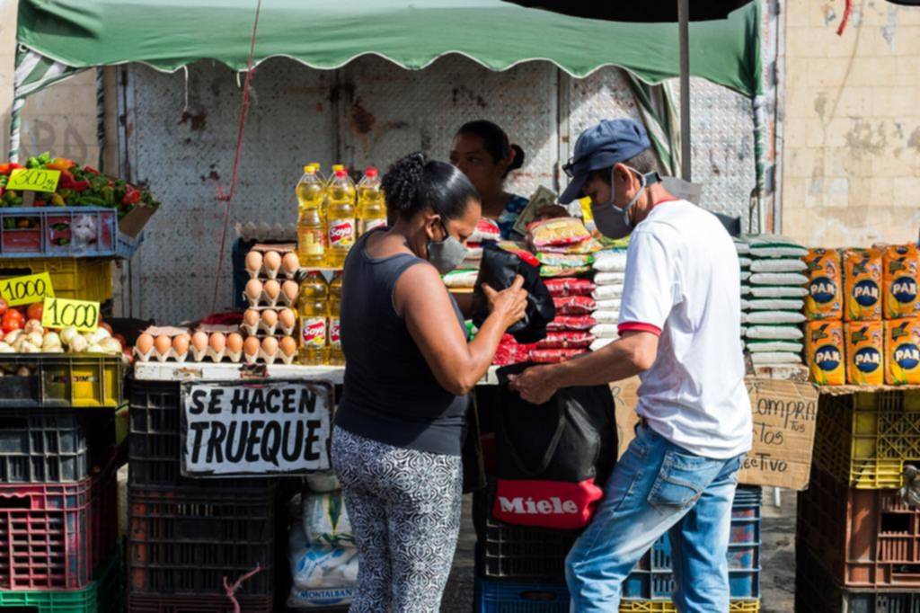 Venezuela vuelve a las urnas hundida en la pobreza extrema