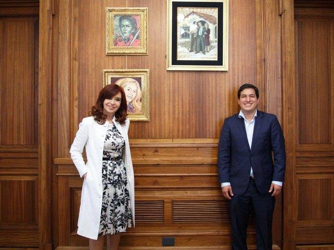 Ecuador tacha de “inaceptable” un tuit de Cristina