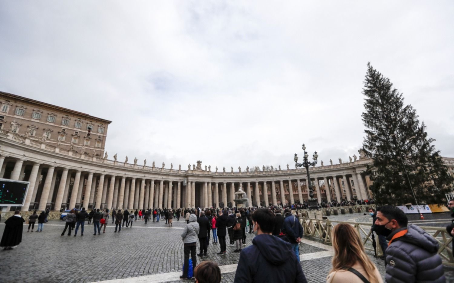 El Papa Francisco sorprendió a todos: hizo una salida inesperada para rezar en Roma