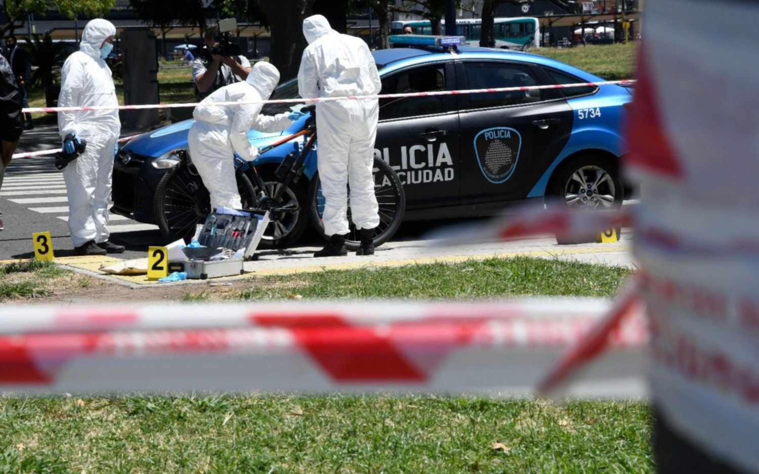 "Era una eminencia y lo mataron como a un perro", dijo uno de los amigos del ciclista