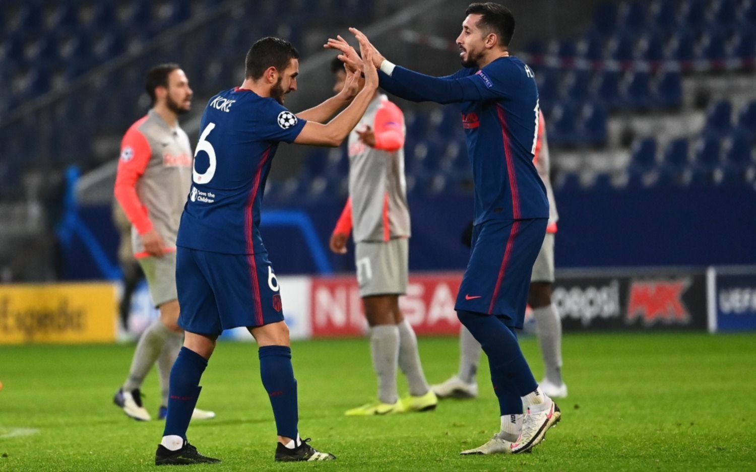 Atlético Madrid del Cholo Simeone se clasificó a los octavos de final con un triunfo 