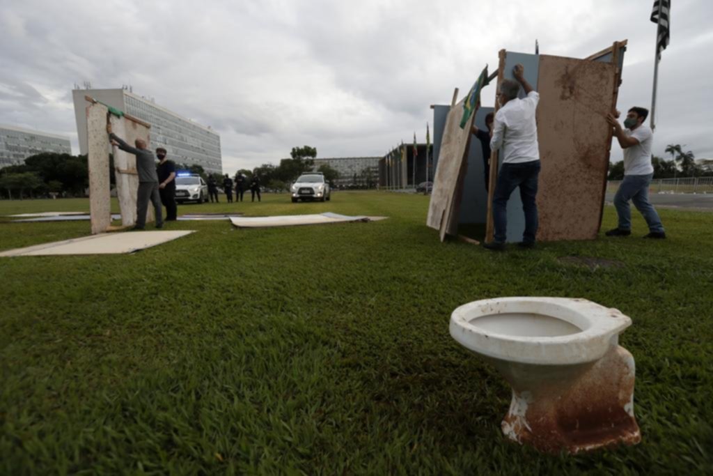 Seis de cada diez países vulneraron las reglas democráticas en la pandemia