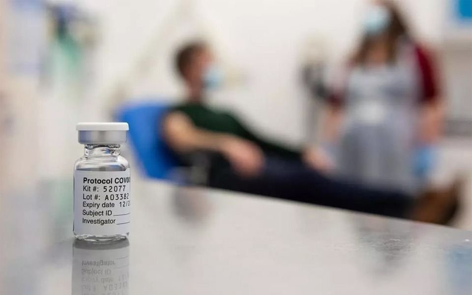Vacunación de Covid en Provincia: será de lunes a lunes y planifican turnos de 12 horas por día