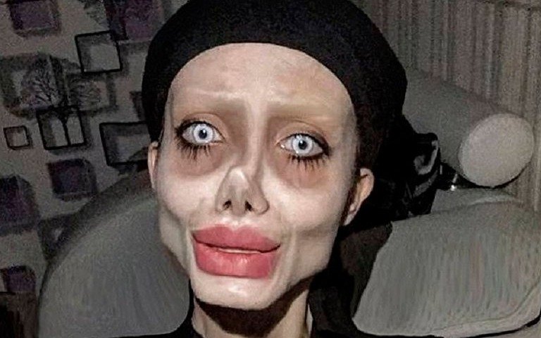 Condenaron a 10 años de prisión para la iraní que utilizó maquillaje y Photoshop para convertirse en una Angelina Jolie zombie