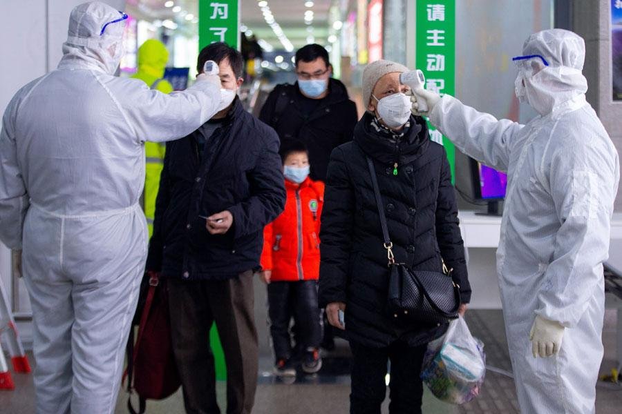 El coronavirus cumple un año y sigue pegando fuerte