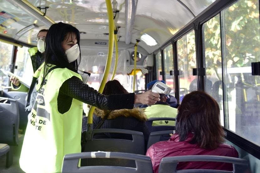 Habría transporte público para no esenciales en la Región