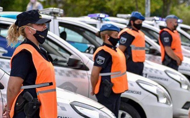Entregan otros 10 patrulleros para la Policía de la Provincia