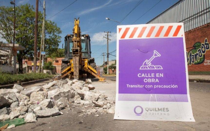 Continúan los trabajos de bacheo y pavimentación