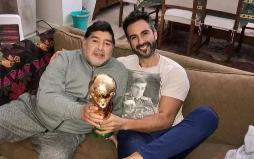 Maradona: en La Plata comienzan a peritar computadoras y tablets de Luque y Cosachov