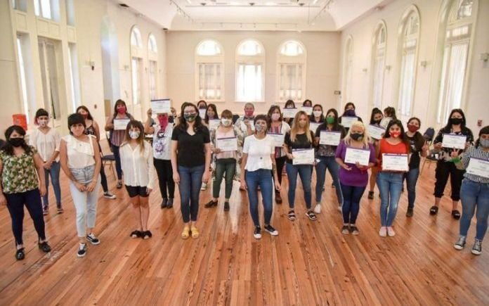 Certificados a multiplicadoras territoriales de género