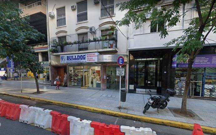 Horror: un cartonero halló un bebé muerto en un contenedor de basura