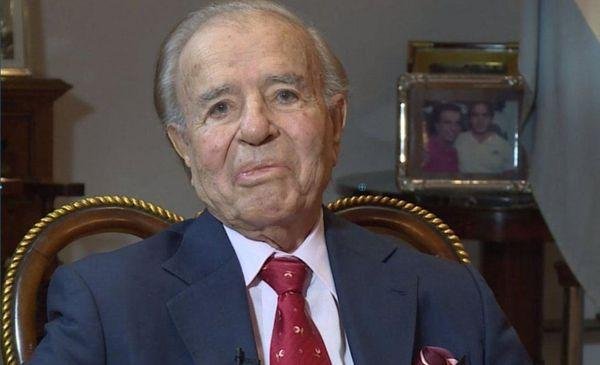 Volvieron a internar al ex presidente Menem en un sanatorio porteño