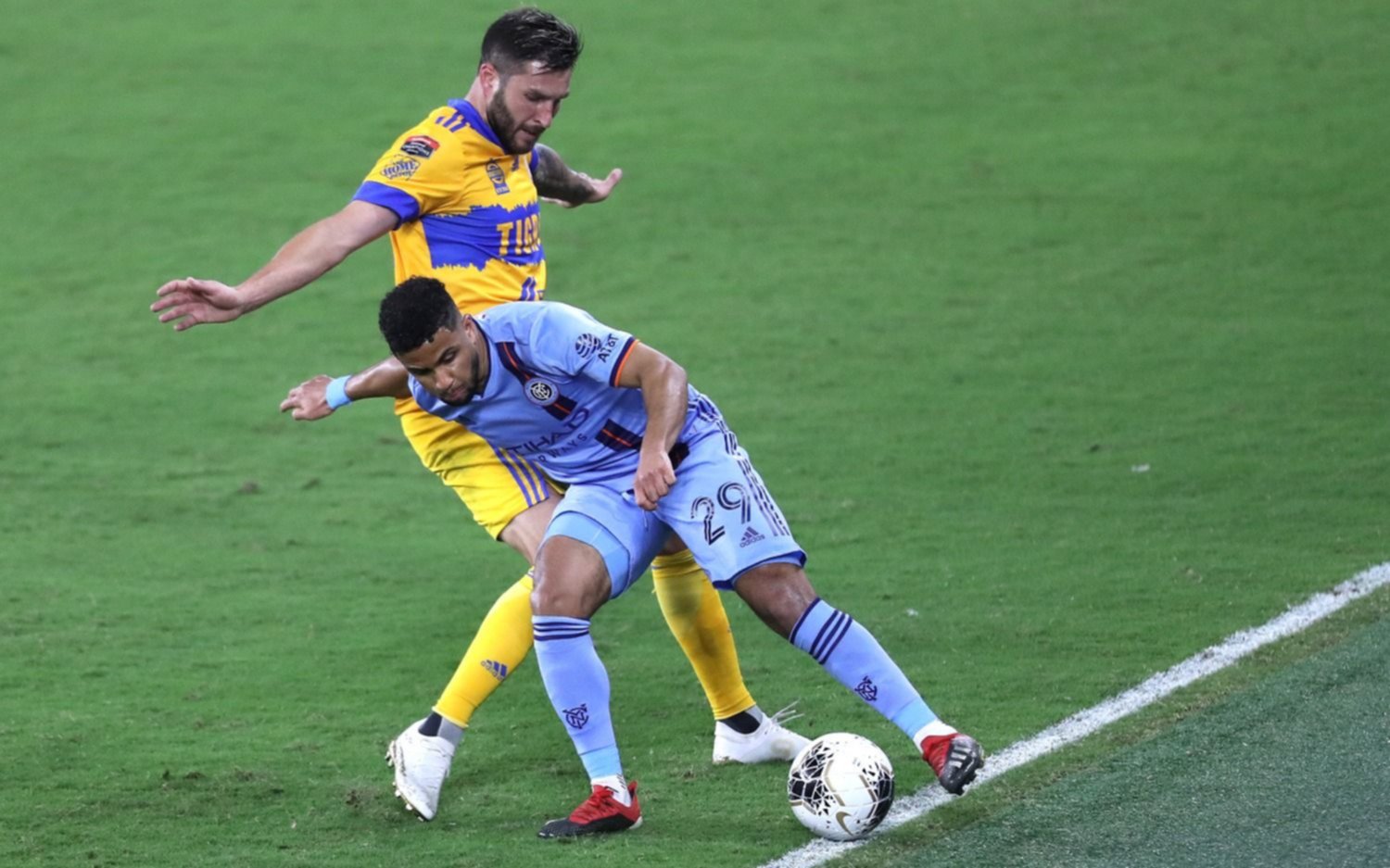 Tigres de argentinos Guzmán y Pizarro jugará con Olimpia hondureño de Troglio en Concachampions