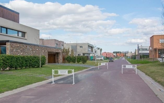 Oficializan decisión de reempadronar barrios cerrados en la Provincia