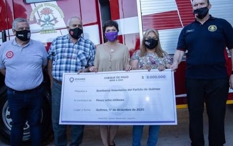 Entrega subsidio para Bomberos Voluntarios