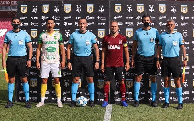 Defensa, que puso suplentes pensando en el Pincha, empató ante Lanús