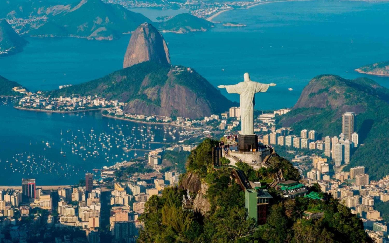 El Gobierno analiza cerrar las fronteras con Brasil por el rebrote de coronavirus