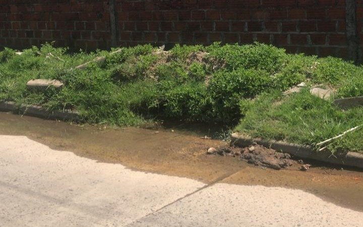 Dos jubilados de 85 años complicados por una pérdida de agua en 124, 65 y 66