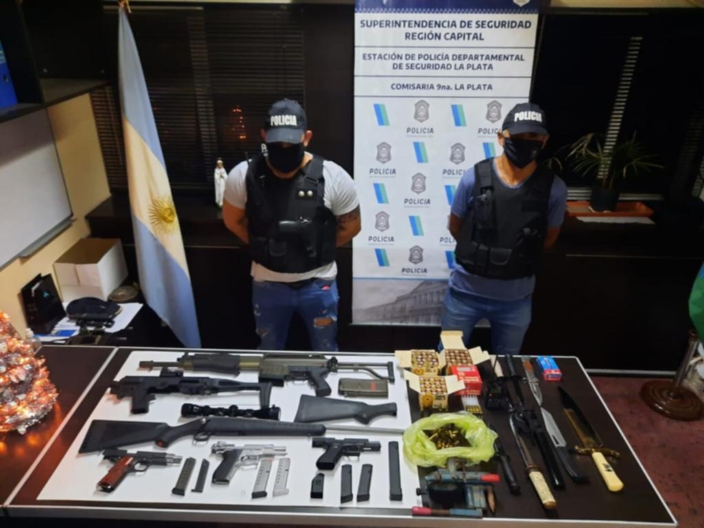 En una causa por violencia contra su familia cae un ex militar con un arsenal