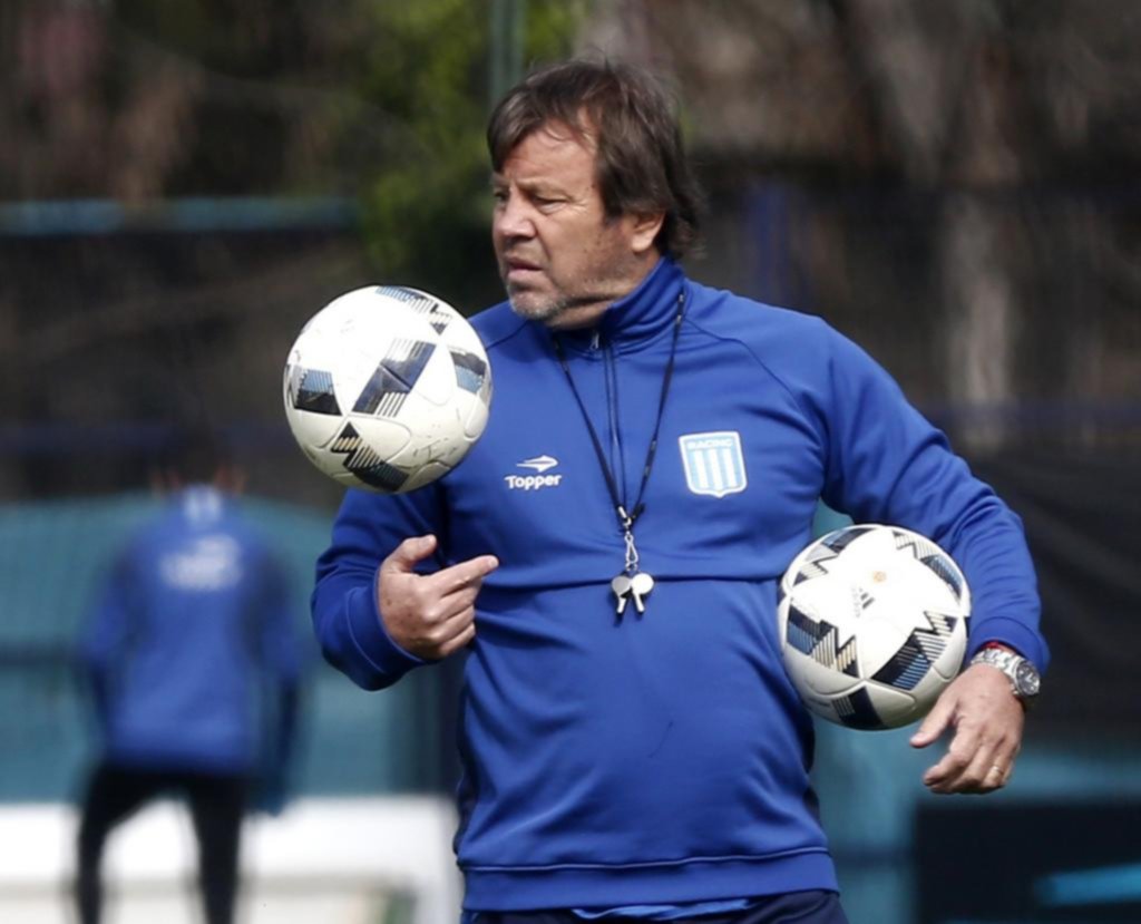 Zielinski, en La Plata, se despedirá del Decano y llegará al Pincha