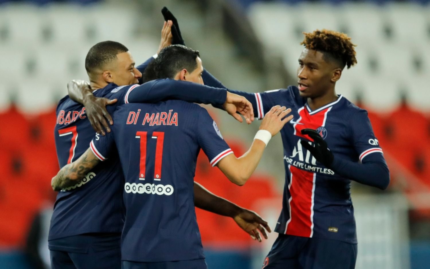 Echaron al DT del PSG y un argentino dirigiría a Neymar y compañía
