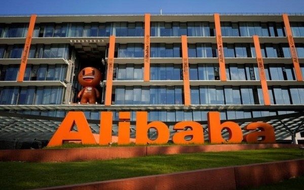China investiga a Alibaba, el gigante del comercio electrónico, y sus acciones se desploman