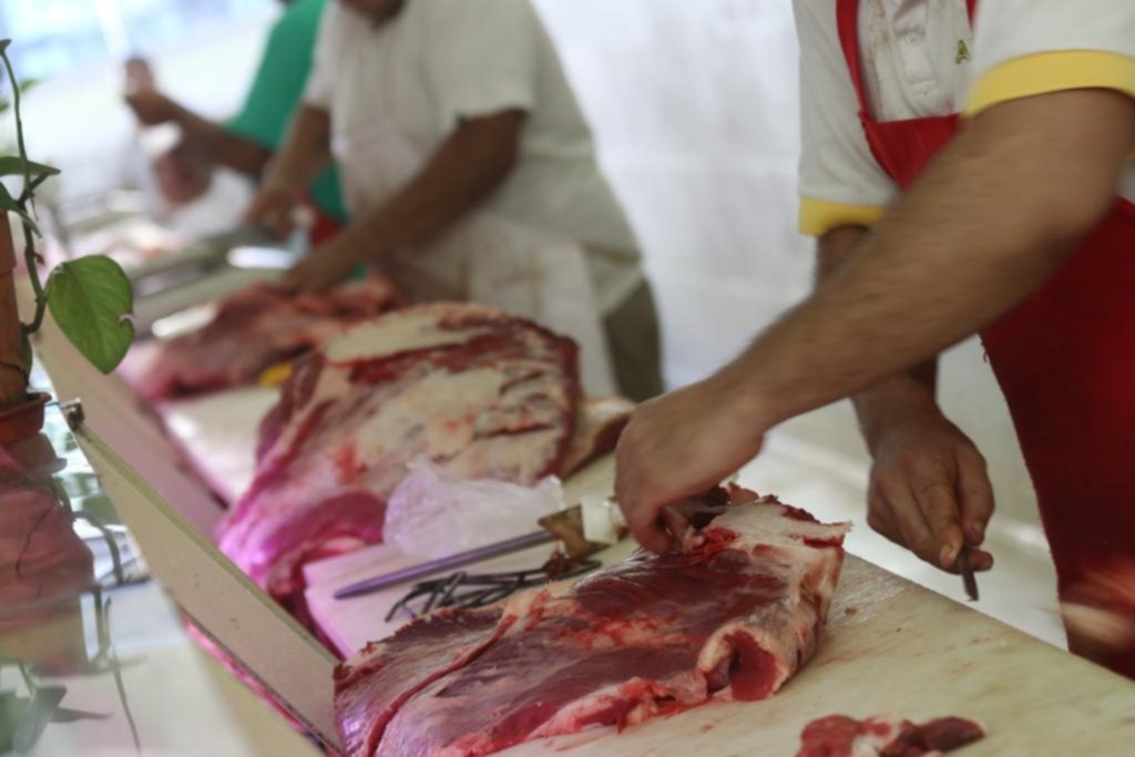 Buscan un acuerdo para tener cortes de carne a precios “accesibles” en 2021