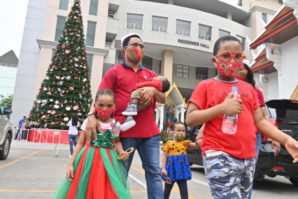 Navidad atípica en el mundo, empañada por las restricciones