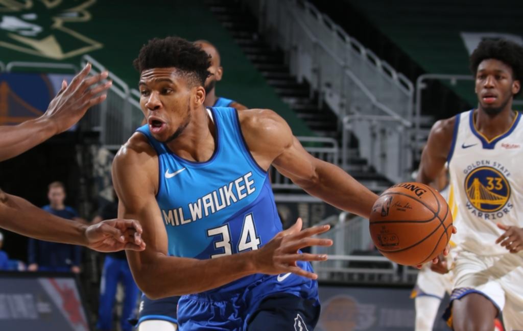 Milwaukee barrió a Golden State