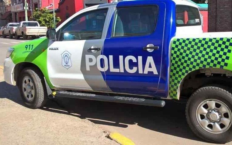 Un policía abatió a un joven ladron que intentó robar un camión de garafas en Florencio Varela
