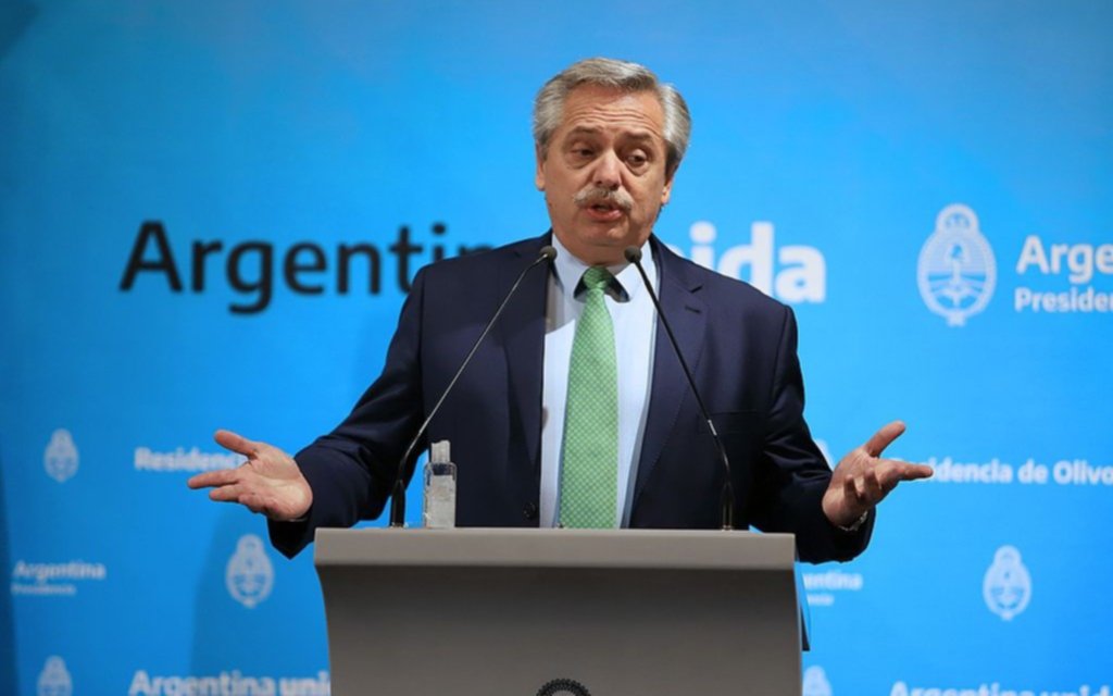 Alberto Fernández podría ser uno de los primeros en recibir la vacuna rusa en el país: buscan "desmitificar" las desacreditaciones