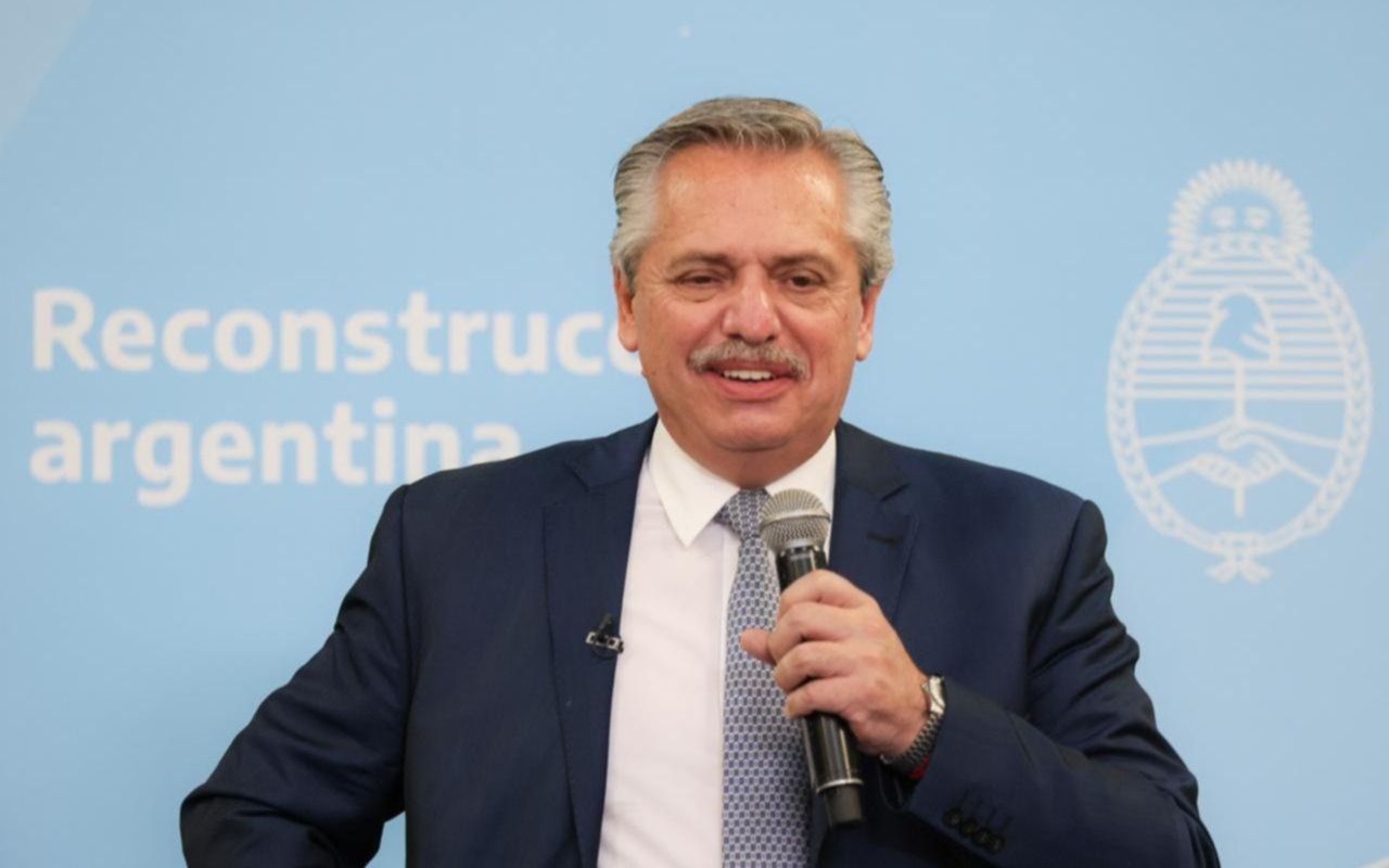 Recomiendan al presidente Alberto Fernández no aplicarse la vacuna rusa