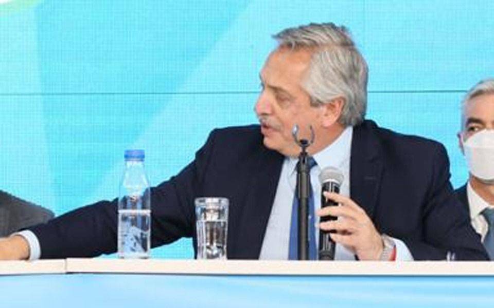 Alberto F: "Hay una Argentina hipócrita que no reconoce el aborto"