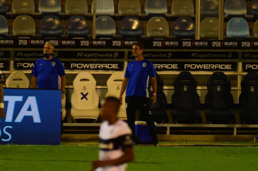La dupla técnica deberá volver a armar el rompecabezas para la visita a San Lorenzo