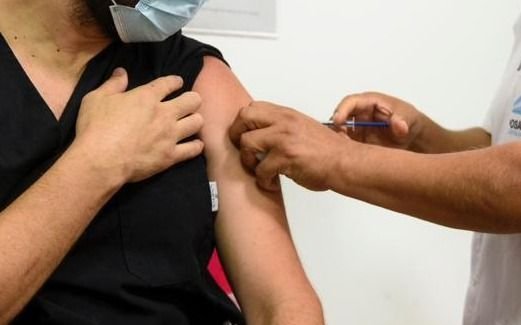 El paso a paso de cómo es la aplicación de la vacuna contra el coronavirus