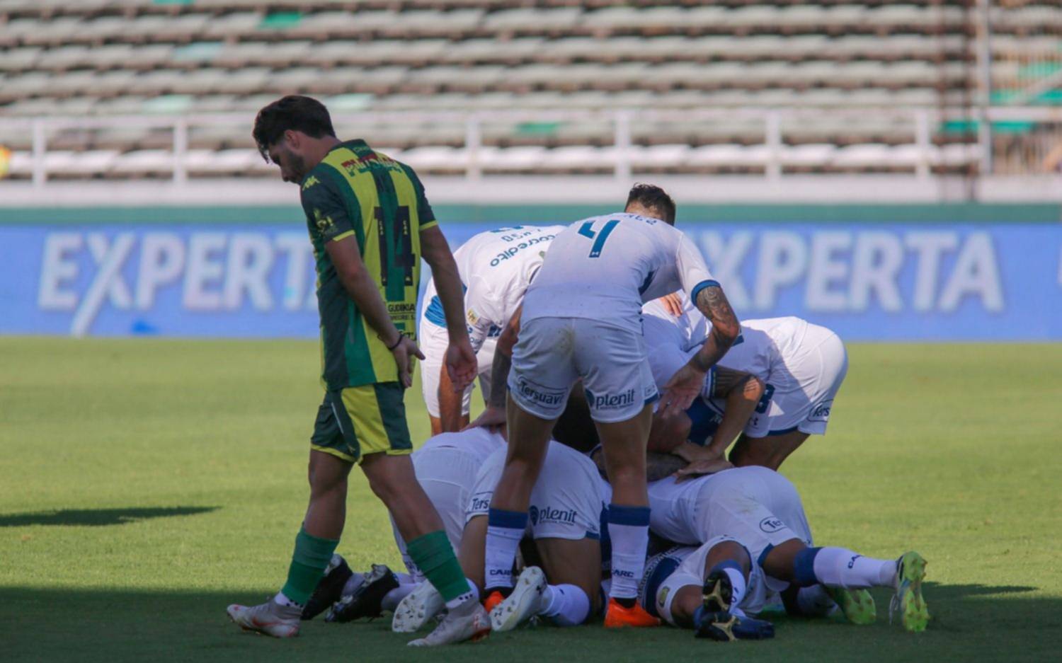 Central le ganó a Aldosivi y alcanzó la punta en la zona A de la fase Complementación
