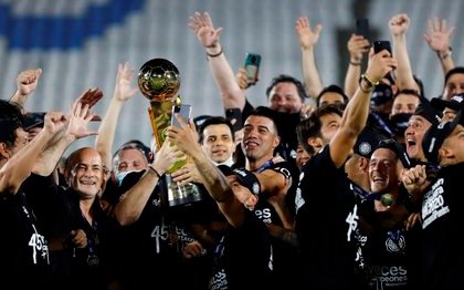 El técnico argentino que gritó campeón después de dirigir nueve partidos a su equipo