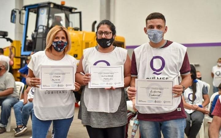 Entrega de diplomas del programa “Potenciar Trabajo” 