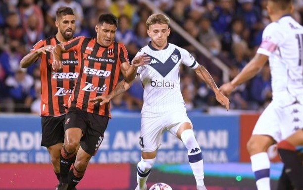 Vélez empató con Patronato en la despedida de Almada y Ricky Álvarez