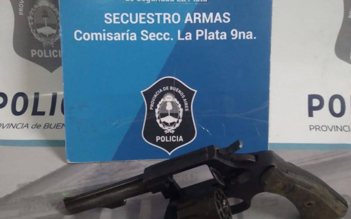 Atrapan a dos presuntos motochorros en El Mondongo: tienen 18 y 20 años y circulaban armados