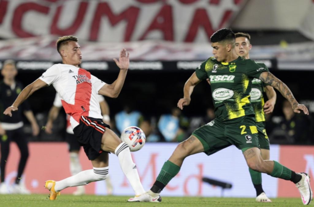 Defensa dejó sin invicto a River en la despedida de Ponzio