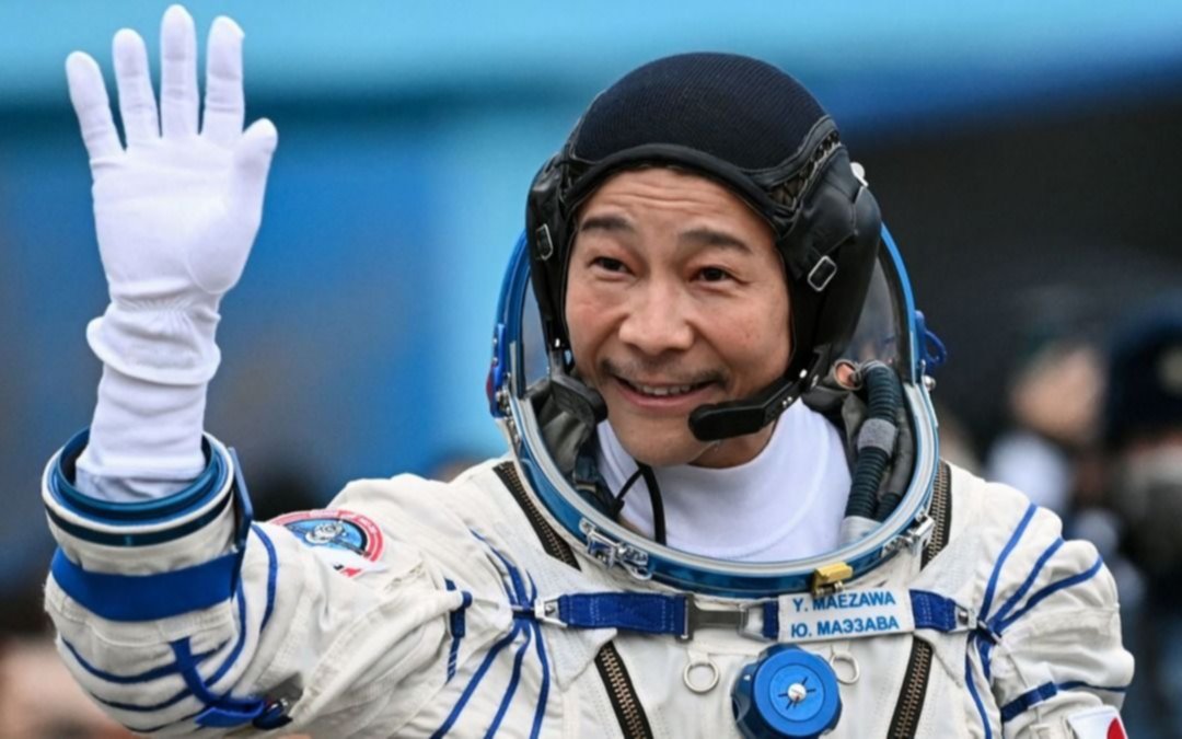 Multimillonario japonés viaja al Espacio y promete repartir dinero mientras orbita la tierra