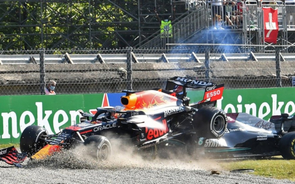 Advierten a Lewis Hamilton y Max Verstappen por "conductas antideportivas" en la definición del campeonato