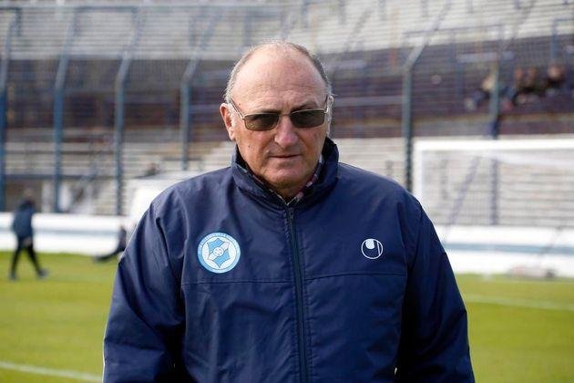 San Carlos busca técnico y ahora Miguel Restelli picó en punta