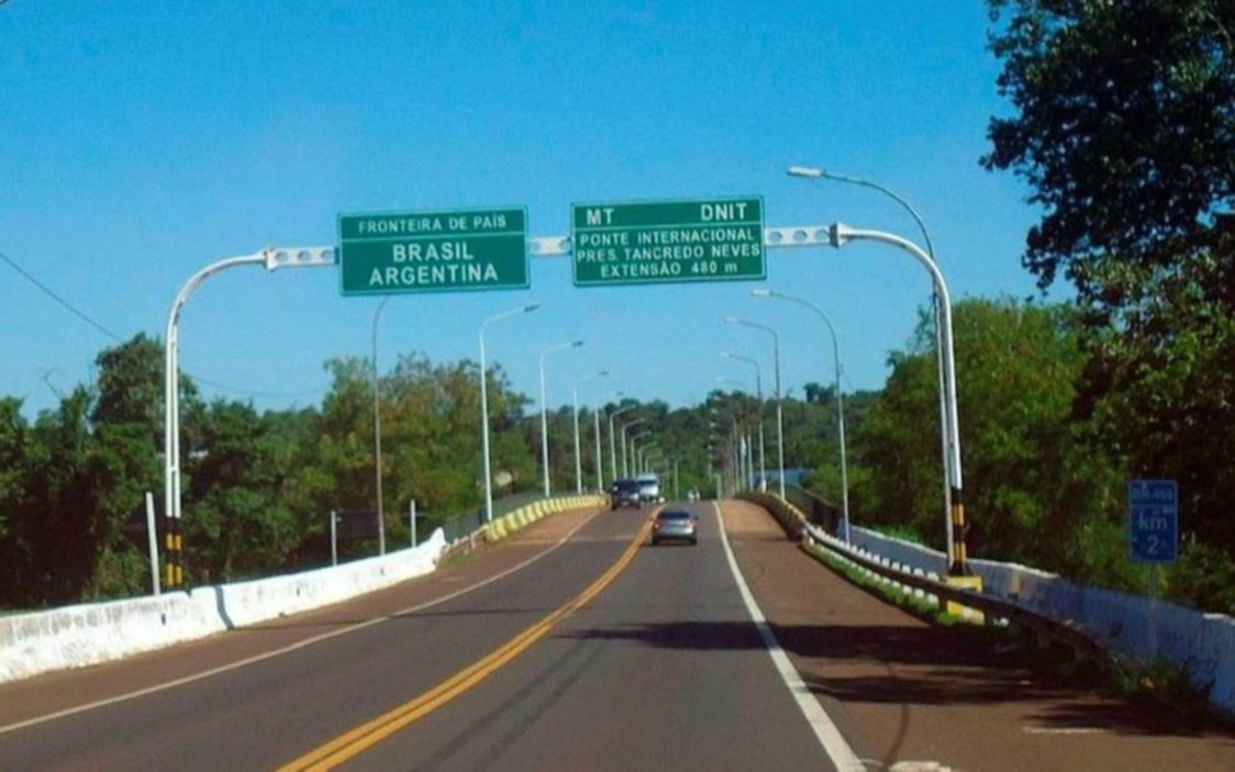 Scioli se rectificó e indicó que las fronteras terrestres con Brasil ya están abiertas