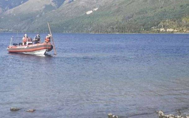 Tragedia en un lago de Bariloche: una nena que participaba de una reunión de fin de curso murió ahogada