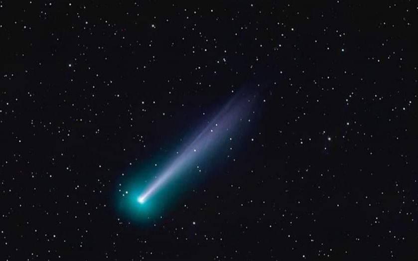 Cada vez más cerca: cuándo y cómo se podrá ver el cometa Leonard en Argentina