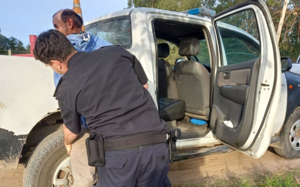 Robó una caja de herramientas e intentó agredir a policías en Arana